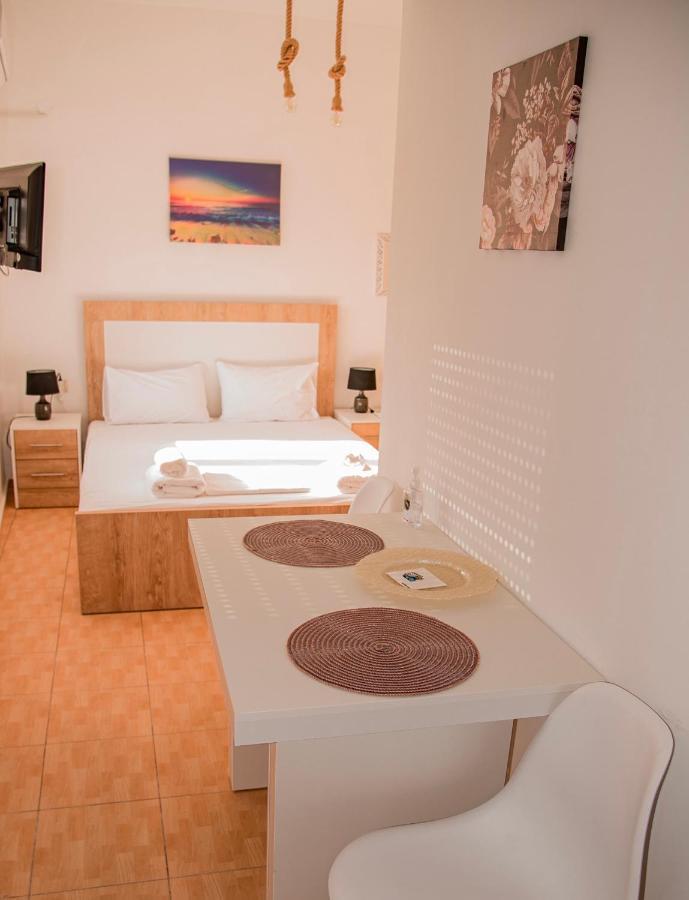 Athina Secret Apartments Adults Only Heraklion  Екстер'єр фото